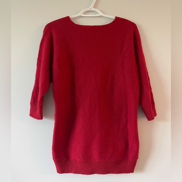 Red V-Neck Metallic Sparkle Sweater - Picture 4 of 9